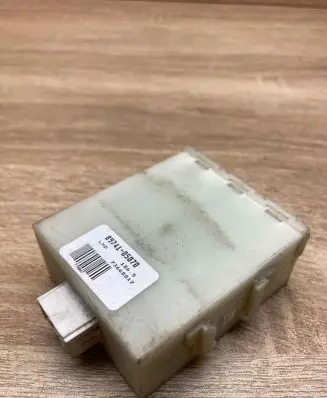 Toyota Avensis T250 Door control unit/module 8974105070 73668012