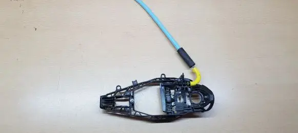 BMW 5 G30 G31 Front door exterior handle 9881776
