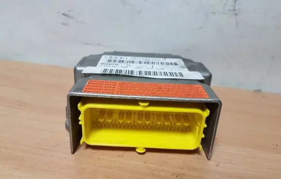 Audi A4 S4 B7 8E 8H Airbag control unit/module 8E0959655G
