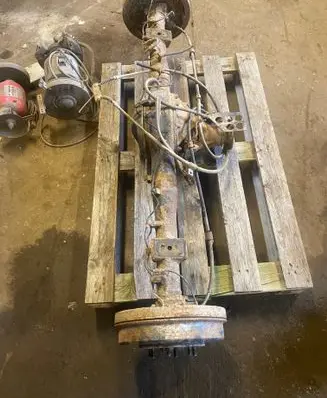 Mitsubishi L200 Rear axle beam