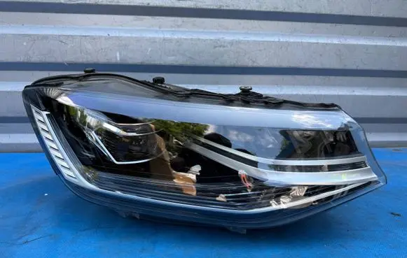Volkswagen Caddy Headlight/headlamp 2K8941036M 0007017031 9801768