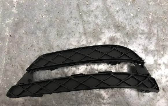 Mercedes-Benz C W204 Front bumper lower grill A2048803224-BILI A2048803224