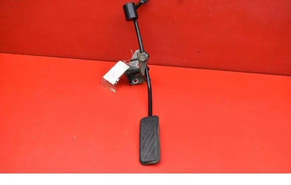 KIA Sportage Accelerator throttle pedal