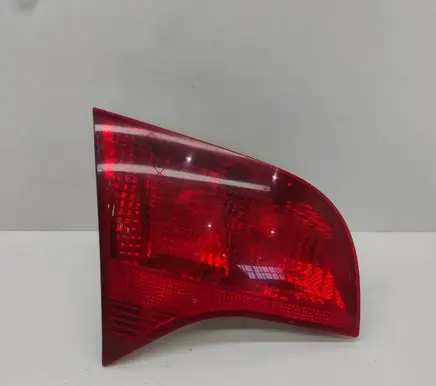 Audi A4 S4 B7 8E 8H Tailgate rear/tail lights 8E9945093 749001 484501