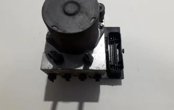 Audi A6 S6 C6 4F ABS Pump 4f0910517e 4f0614517a