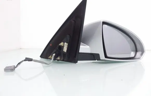 Nissan Primera Front door electric wing mirror 96301AU417