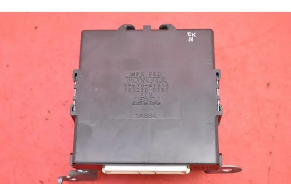 Toyota Prius (XW30) Engine control unit/module ECU 89670-47010