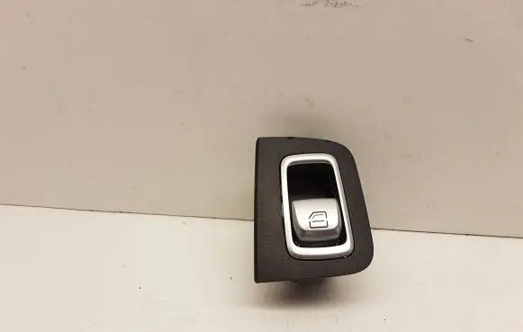 Mercedes-Benz C W205 Electric window control switch A2229052203