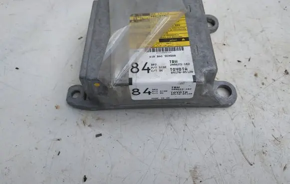 Toyota Avensis T250 Airbag control unit/module 8917005120