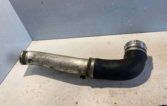 BMW 7 E65 E66 Intercooler hose/pipe 7796309 7794337