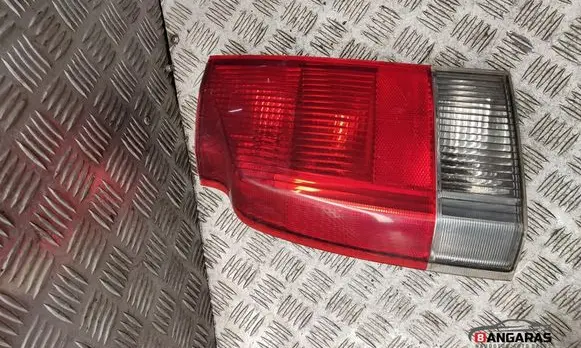 Volvo XC70 Rear/tail lights 9154497