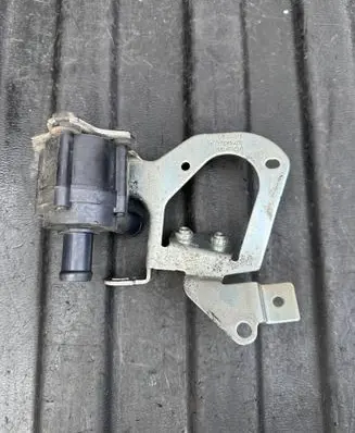 Volvo V60 Electric auxiliary coolant/water pump 32249393