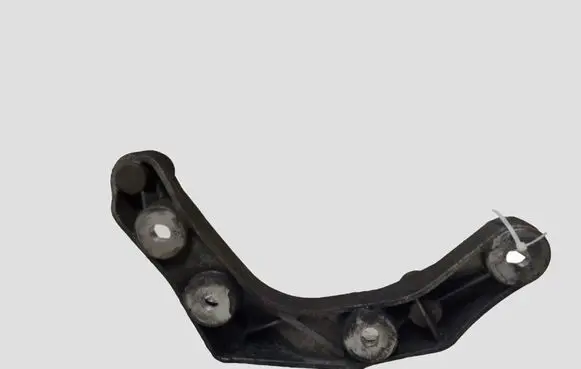 Mercedes-Benz GLC C253 Engine mounting bracket 6420140600