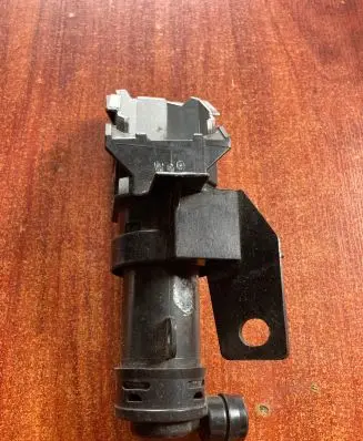 Nissan Murano Z50 Headlight washer spray nozzle 63800 K0140