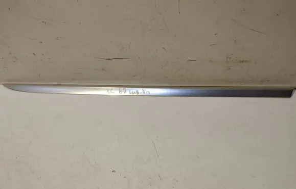Volvo XC60 Rear side glass trim 