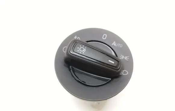 Skoda Fabia Mk3 (NJ) Light switch 5E0941431D 10095088