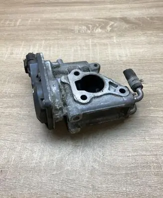 Toyota Corolla Verso E110 EGR valve 258000R010 VN1501000042