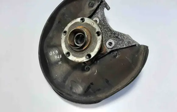 Audi A6 S6 C6 4F Rear wheel hub