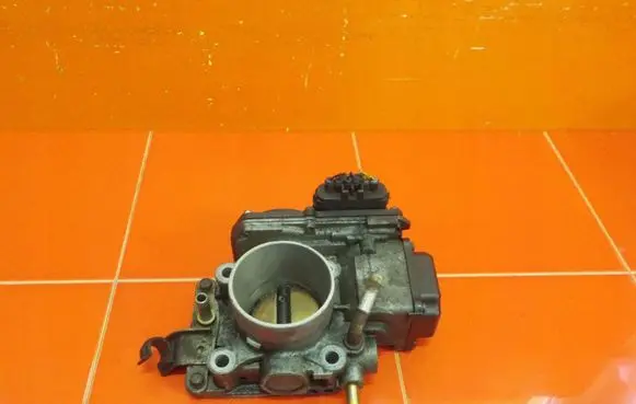 Honda Civic Throttle body valve 14XZ16