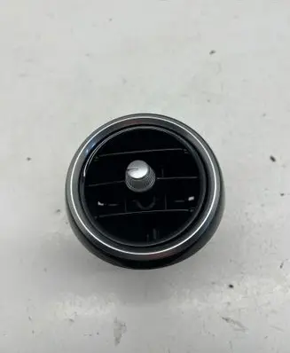 Mercedes-Benz C W205 Dash center air vent grill A2058300201