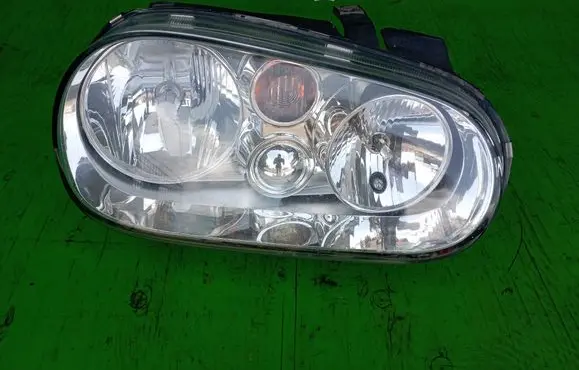Volkswagen Golf IV Headlight/headlamp