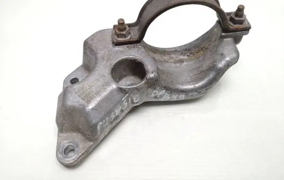 Ford Fiesta Driveshaft support bearing bracket C1B73K305AB