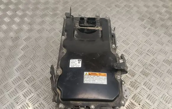 Toyota RAV 4 (XA50) Voltage converter inverter G92A042060 2321001901