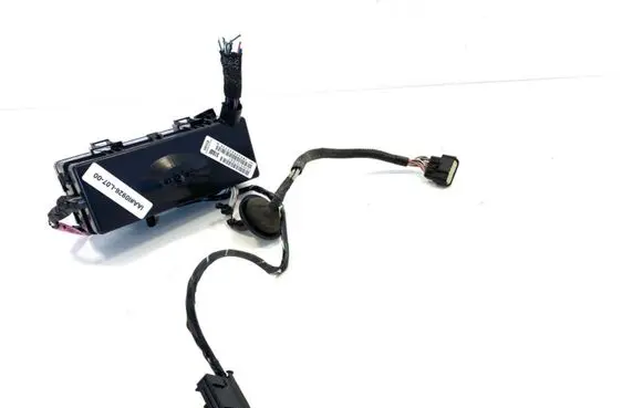 Chrysler 300 - 300C Fuse module AWU0068U0030 P04607518AF 58835A