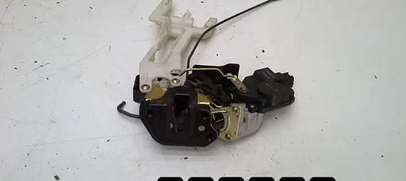 Hyundai Santa Fe Front door lock 