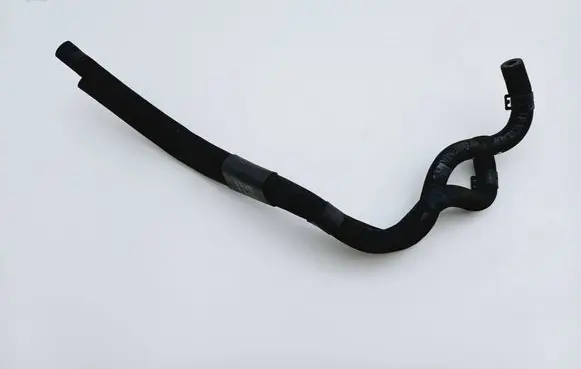 Audi A4 S4 B5 8D Fuel line/pipe/hose 8D0130295P