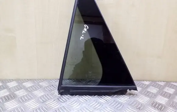 Honda Accord Rear vent window glass 