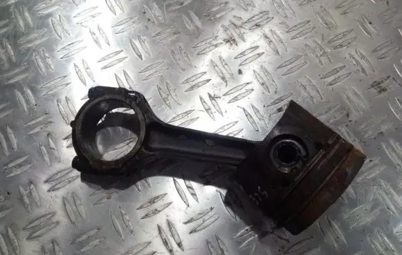 Renault Scenic I Piston with connecting rod