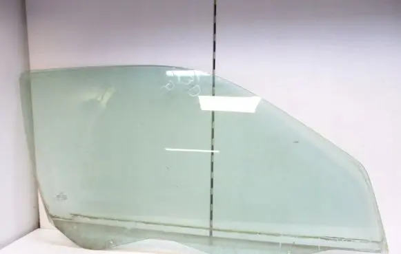Citroen Xsara Front door window glass four-door