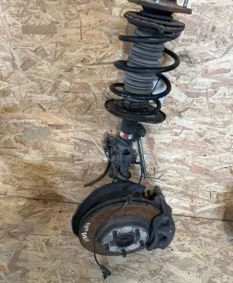 Toyota Auris E180 Front wheel hub