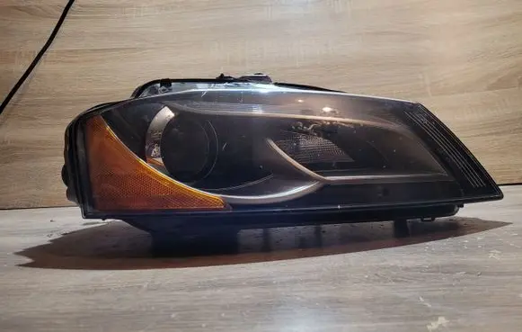 Audi A3 S3 8P Headlight/headlamp 8P0941004