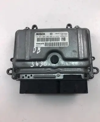 Volvo S40 Engine control unit/module ECU 8667577