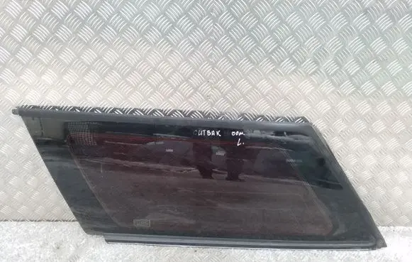 Subaru Legacy Rear side window