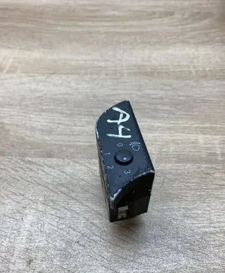 Audi A4 S4 B6 8E 8H Headlight level height control switch 8E2919094