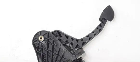 Clutch pedal