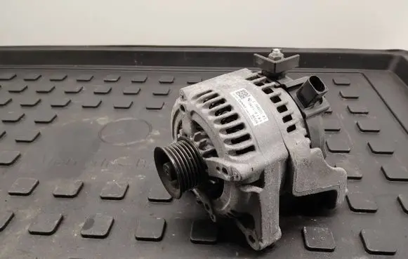 BMW 2 F45 Generator/alternator 7640131 1042118181 06S26