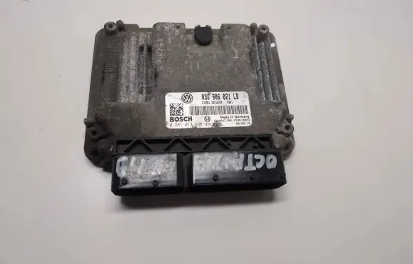 Skoda Octavia Mk2 (1Z) Engine control unit/module 03G906021LB 1039S17180 0281013238