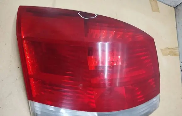 Opel Signum Rear/tail lights 377001 13159861 26022003