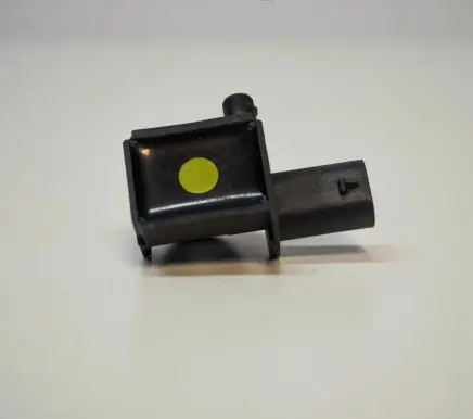 Volkswagen Golf VII Airbag deployment crash/impact sensor 5Q0907651