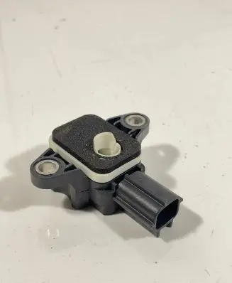 Audi A3 S3 8P Airbag deployment crash/impact sensor 8P0955557 010806 019791