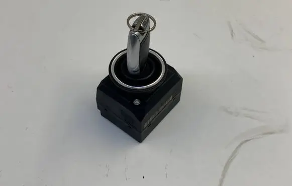 Mercedes-Benz R W251 Ignition lock A1645451308 33002807 202958855176144