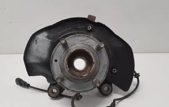Opel Karl Front wheel hub