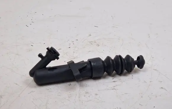 Peugeot 308 Clutch slave cylinder