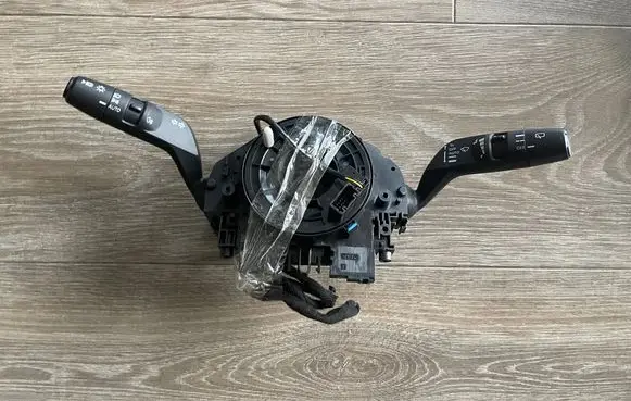 Nissan Qashqai Indicator stalk SA0252