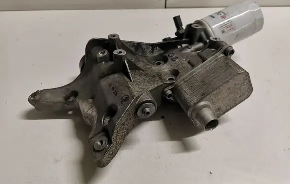 Generator/alternator bracket