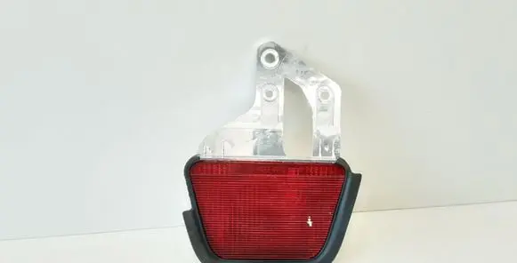 Toyota Avensis T250 Third/center stoplight E130892